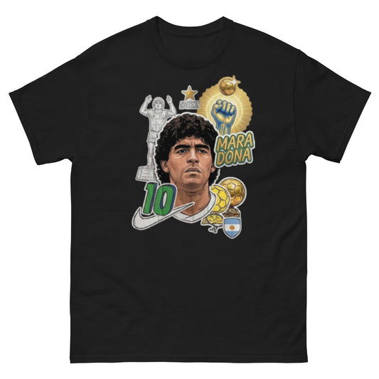 Božija ruka: El Pibe" – Dijego Maradona Kolaž - OffsideBožija ruka: El Pibe" – Dijego Maradona KolažT-SHIRT Offside OffsideBlack
